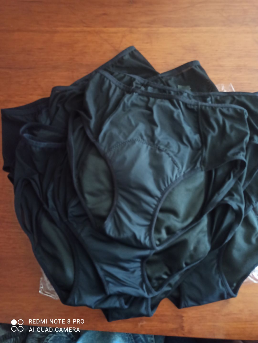 Customer photo review of Culotte Menstruelle gainante Clara (taille haute)