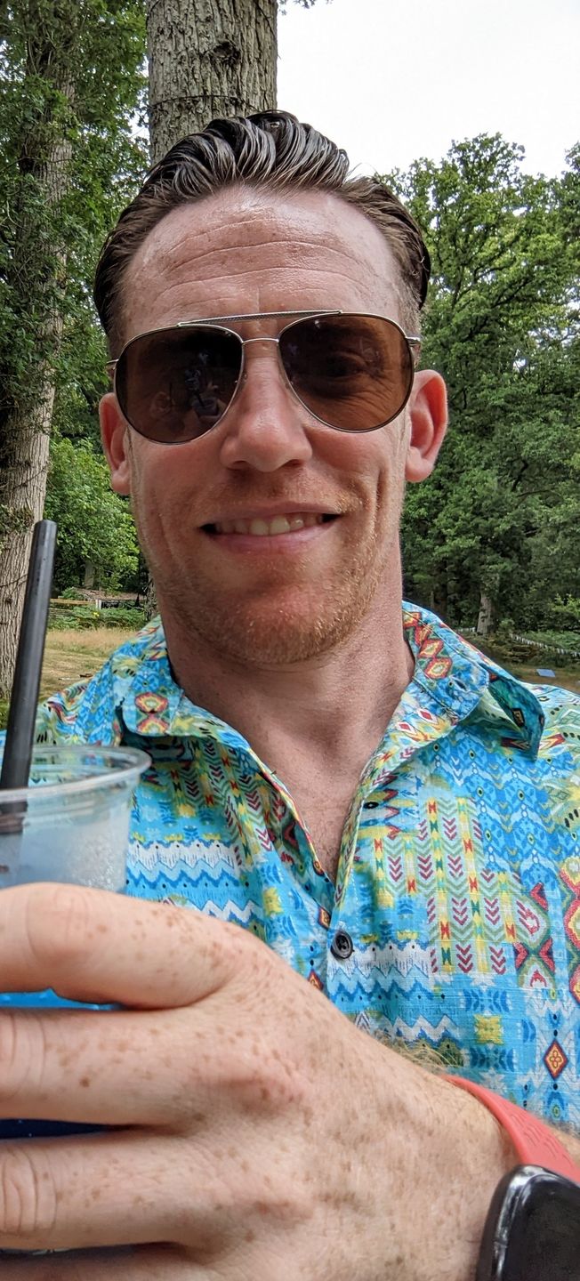 Customer photo review of Men's Boho Short Sleeve Hawaiian Shirt