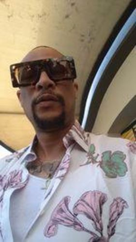 Customer photo review of Amazo Sunglasses