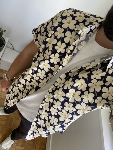 Customer photo review of Chemise décontractée à manches courtes à imprimé floral pour hommes