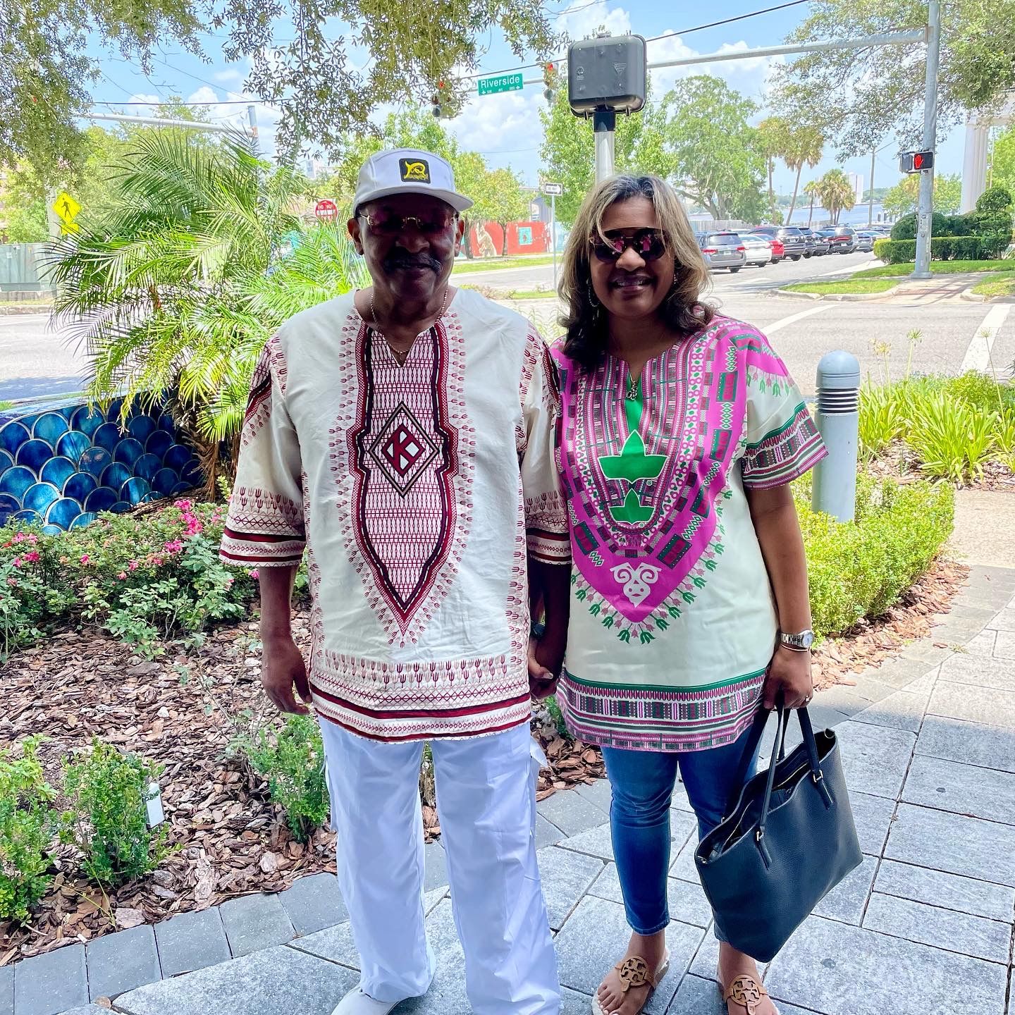 Customer photo review of New Ivory- AKA Short Sleeve Dashiki