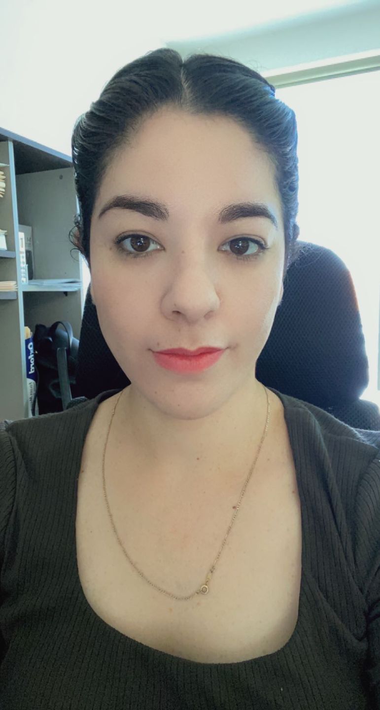 Customer photo review of Kit Rostro Perfecto (19% OFF) - Limpiador Facial 235ml + Serum de Vitamina C 30ml + Serum de Ácido Hialurónico 30ml