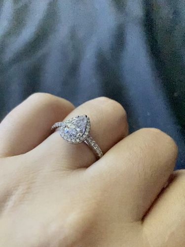 Customer photo review of “Wifey Type” Ring