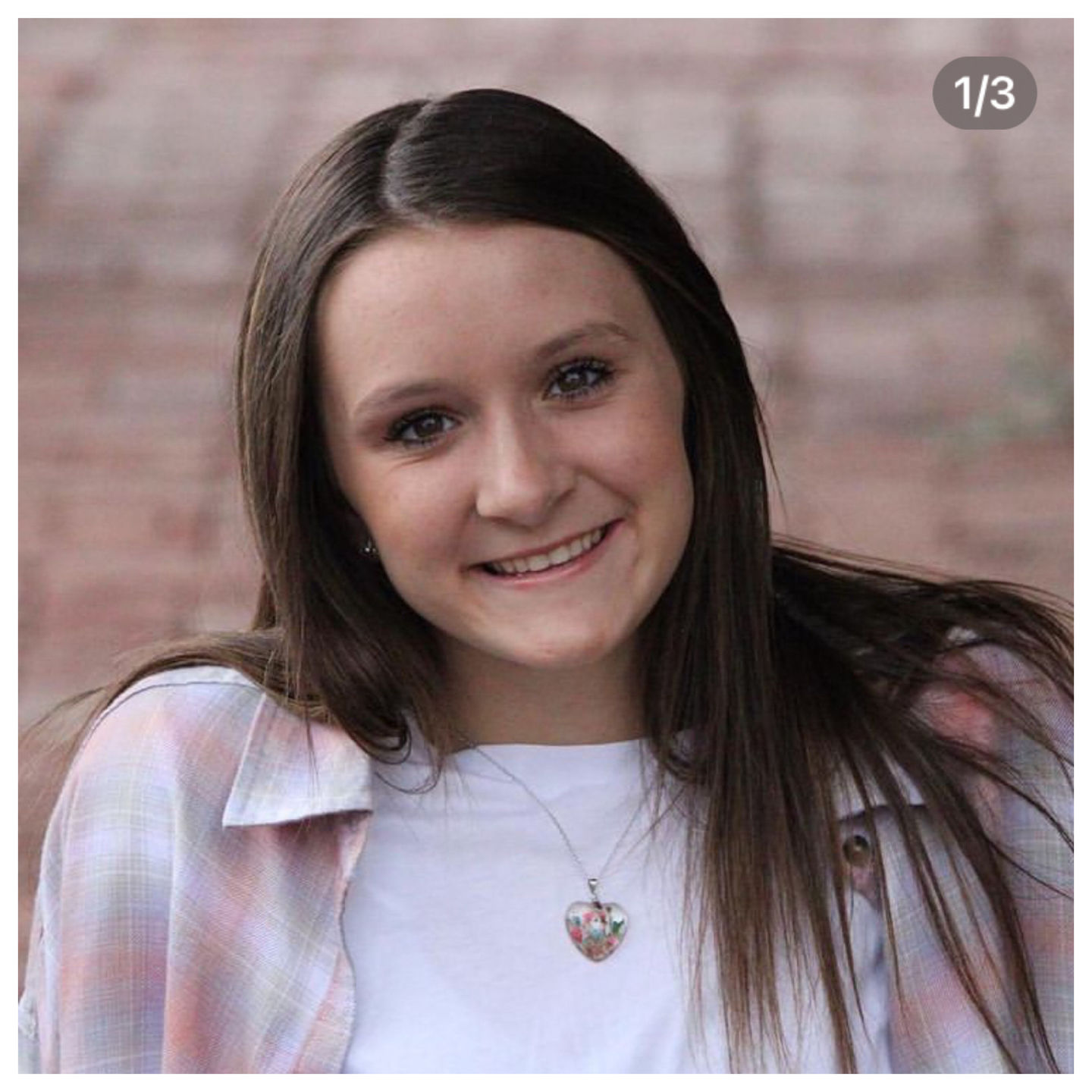 Customer photo review of Flower Heart Necklace with Real Flower and Cremains