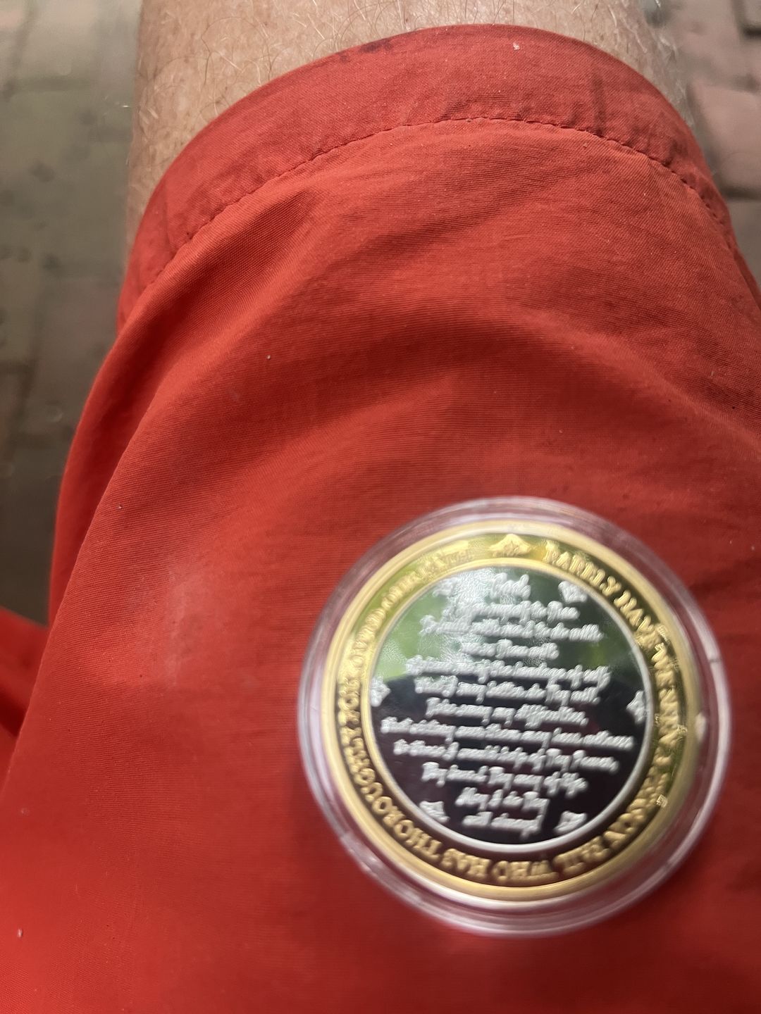 Customer photo review of 40mm AA Medallion Velvet Box - Specialty Chip/Coin/Token Holder