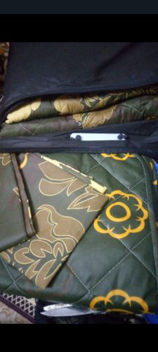 Customer photo review of Medorna Comforter Set 7 Pcs D-744