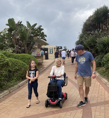 Customer photo review of iGo Compact Mobility Scooter -NAPPI CODE:- 243516001