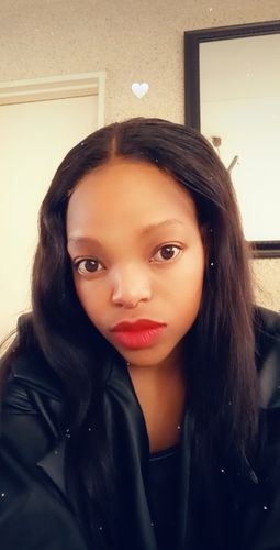 Customer photo review of JORDYN - Brazilian 4x4 Lace Wig