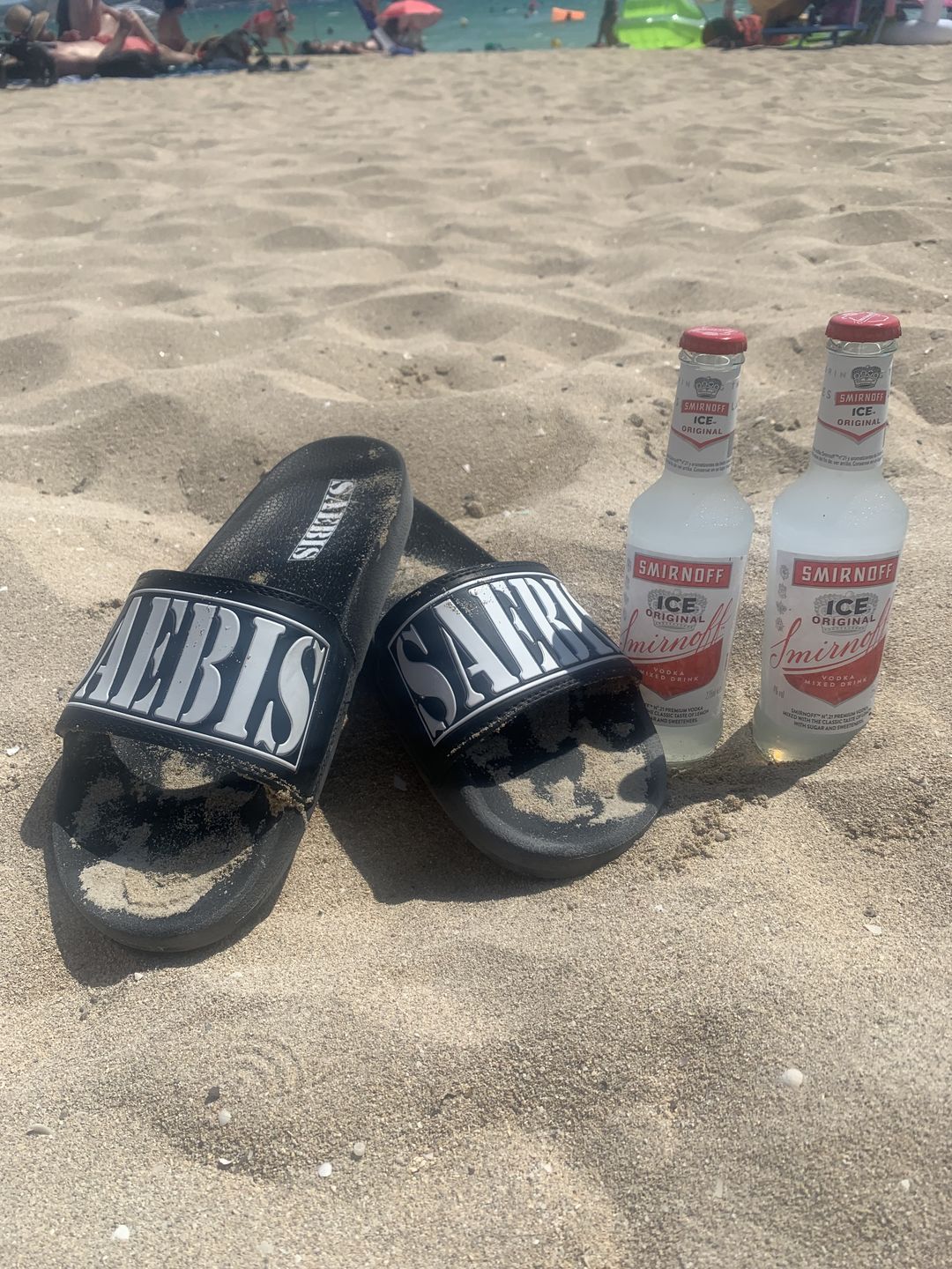 Customer photo review of SAEBIS® Tapotchki Urlaubs-SET inkl. 2x Paar Retro Sportsocken in weiß und schwarz