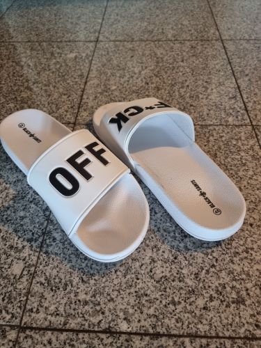 Customer photo review of Claquettes Streetwear F*ck Off