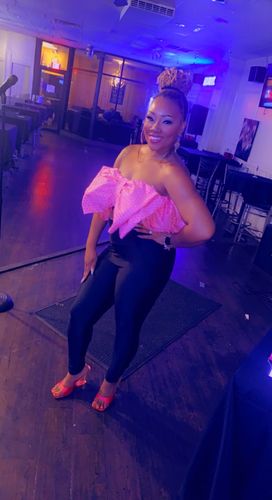 Customer photo review of Letter Print Sweet Bowknot Crop Vest