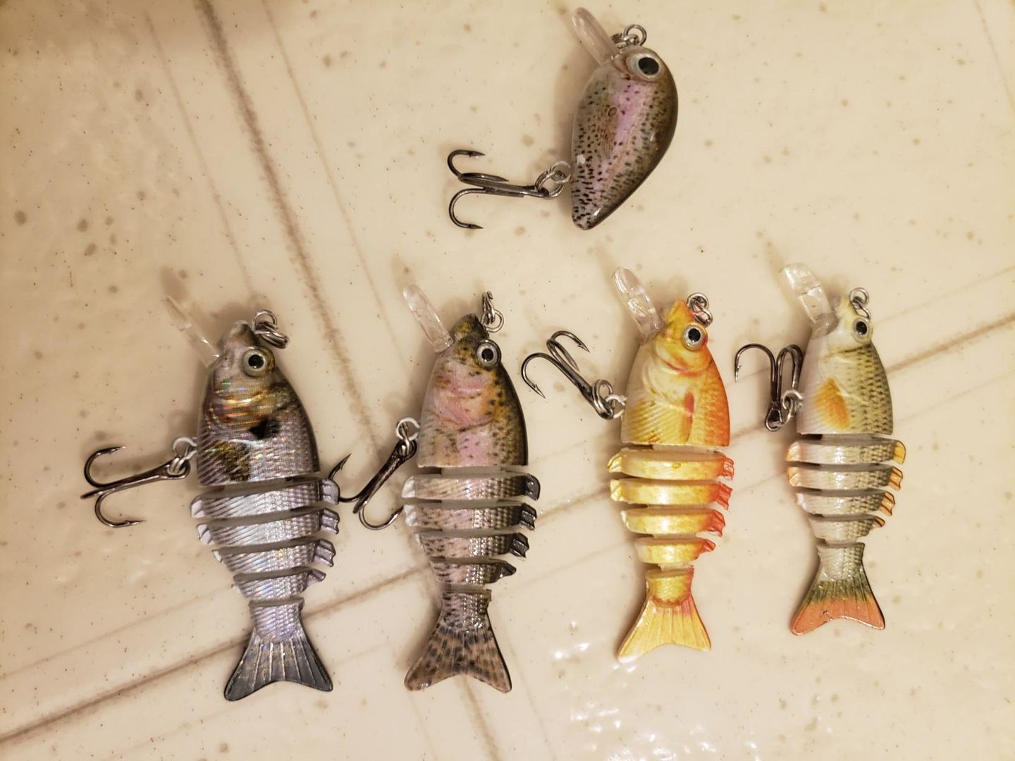 Customer photo review of Swimmax Fishing Lures | Six-Segmented | BKK Hook | Rattling Gurgling | Heavy-Duty Dyneema Fiber | For Bass & Trout & Walleye & Crappie