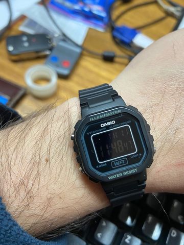 Customer photo review of Reloj Casio Vintage LA-20WH-1BDF Negro