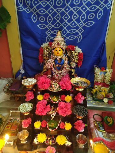 Customer photo review of Wooden 5 Step Deity / Pooja Stand With Lamp Stand Set (Pair)