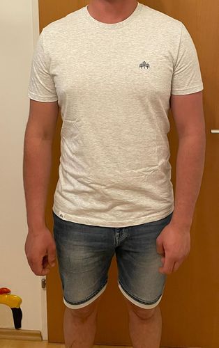 Customer photo review of Herren Shirt Stick - Hellgrau meliert (🌲)