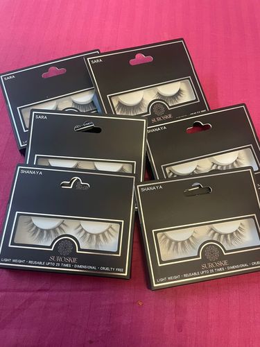 Customer photo review of Faux Mink Eye Lashes