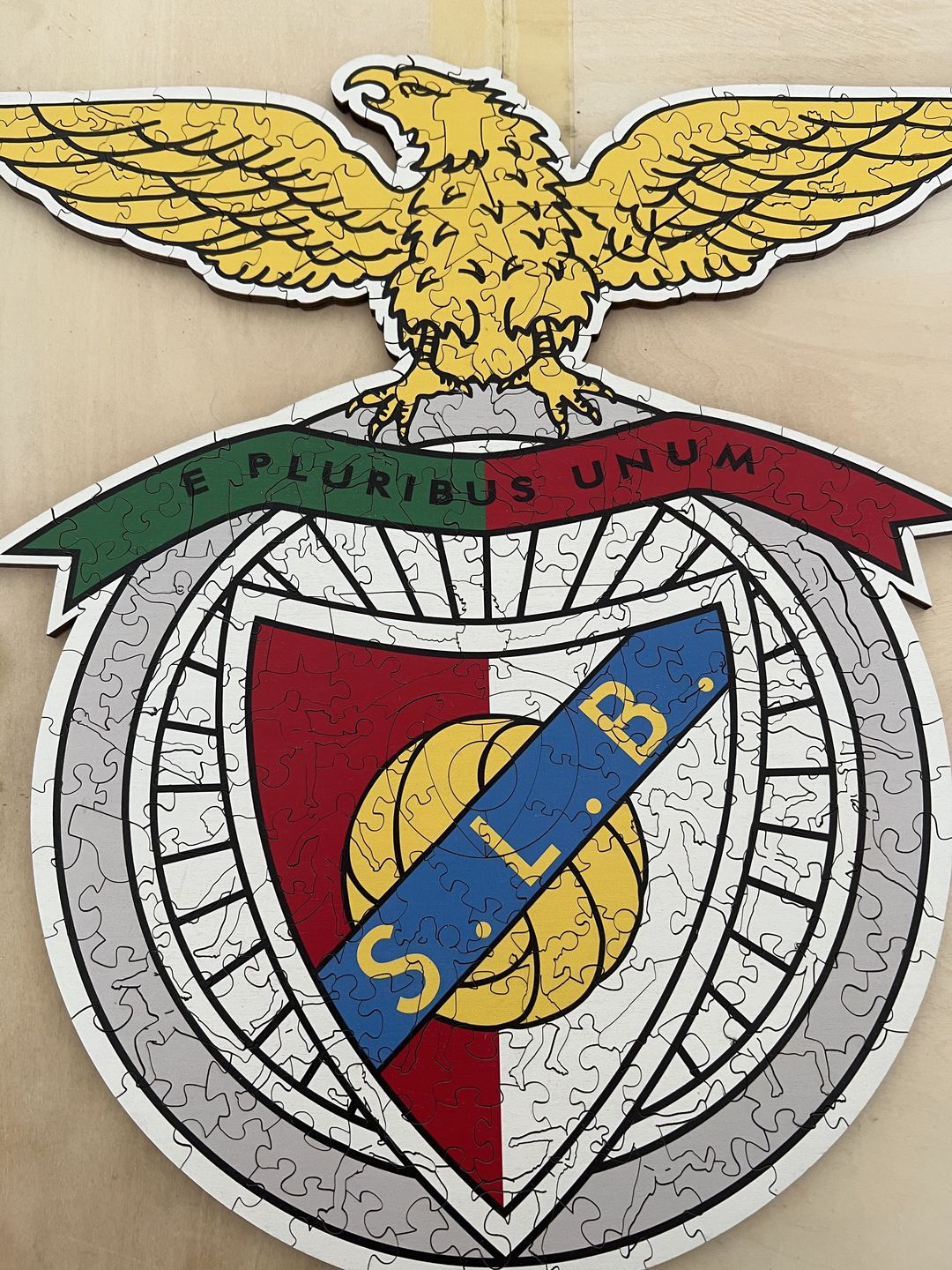 Customer photo review of SL Benfica© Logo - Official Wooden Puzzle