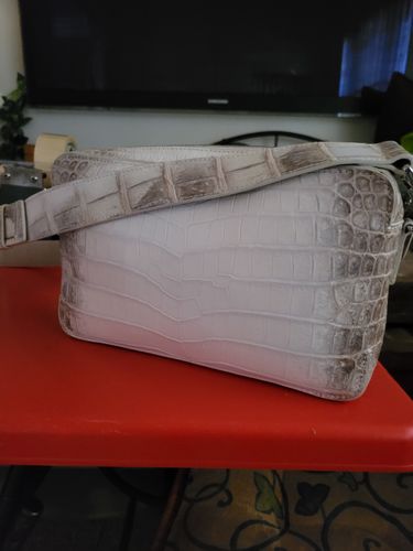 Customer photo review of Himalaya White Genuine Crocodile Skin Leather Shoulder Chest Cross Body Clutch Bag