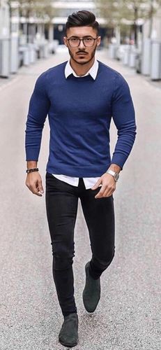 Customer photo review of Slim Dark Blue Jeans 2.0