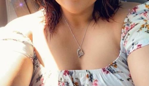 Customer photo review of To My Beautiful Soulmate | Forever Love Necklace ❤️