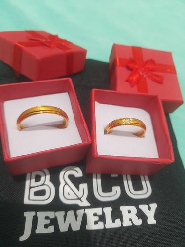 Customer photo review of Colmar Wedding Rings