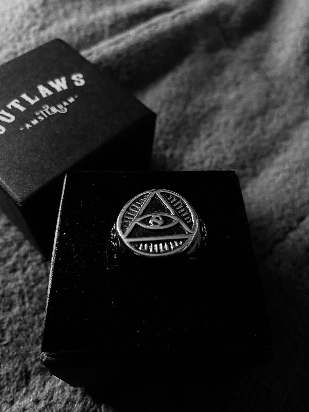 Customer photo review of EYE OF THE SKY.