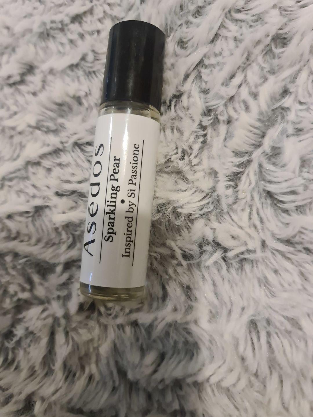 Customer photo review of SPARKLING PEAR PERFUME OIL