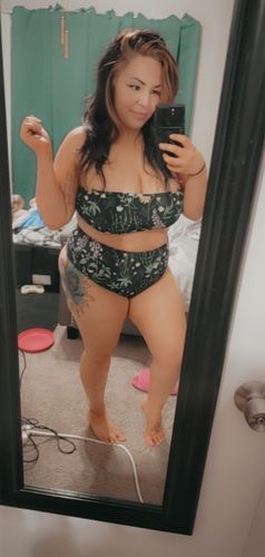 Customer photo review of 'Thrive' High Rise Cheeky Bikini Bottoms