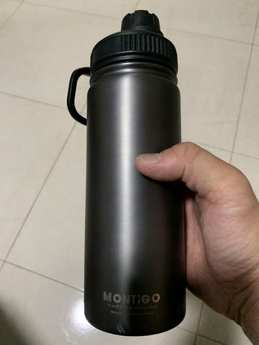 See Y. review of 18oz Metallic Ace Bottle 530ml image 1 out of 1