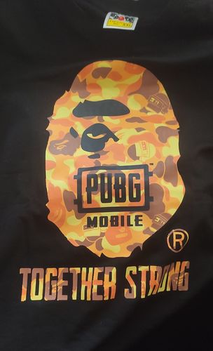 Customer photo review of BAPE X PUBG Camo Big Ape Head T-Shirts