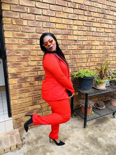 Customer photo review of KOURT - Brazilian 13x4 Lace Front Wig