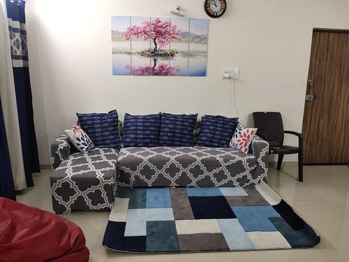 Customer photo review of Elastic Couch Cover