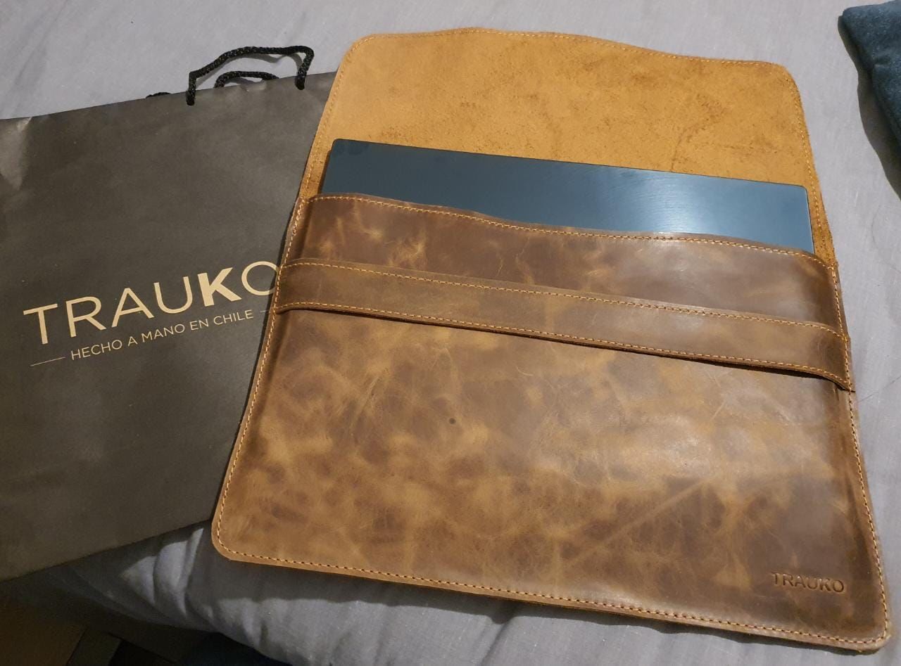 Customer photo review of Funda Notebook