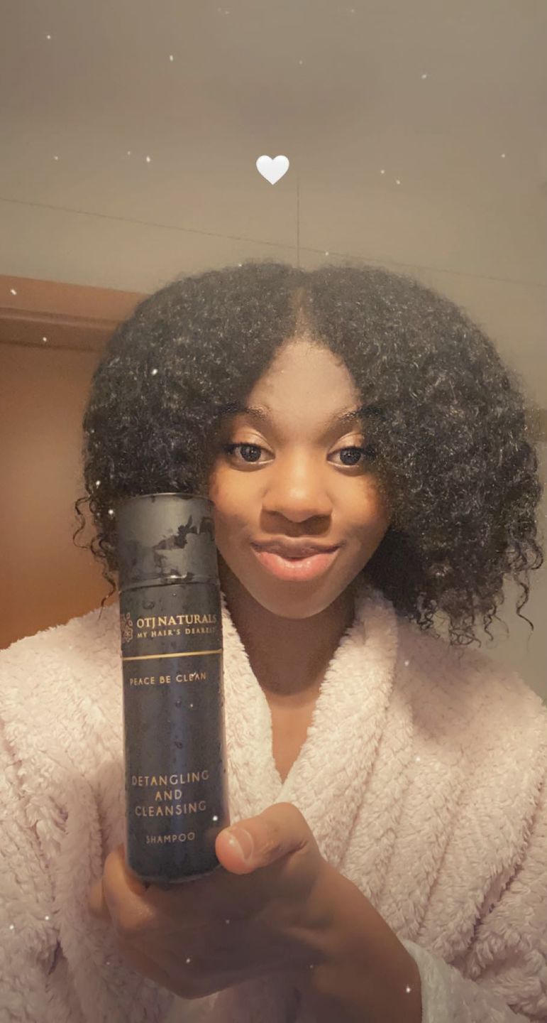 Customer photo review of Detangling and Cleansing Shampoo