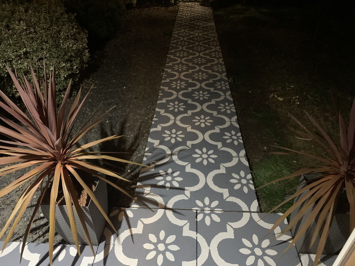 Customer photo review of Jannah Patio Stencil - Square Slabs