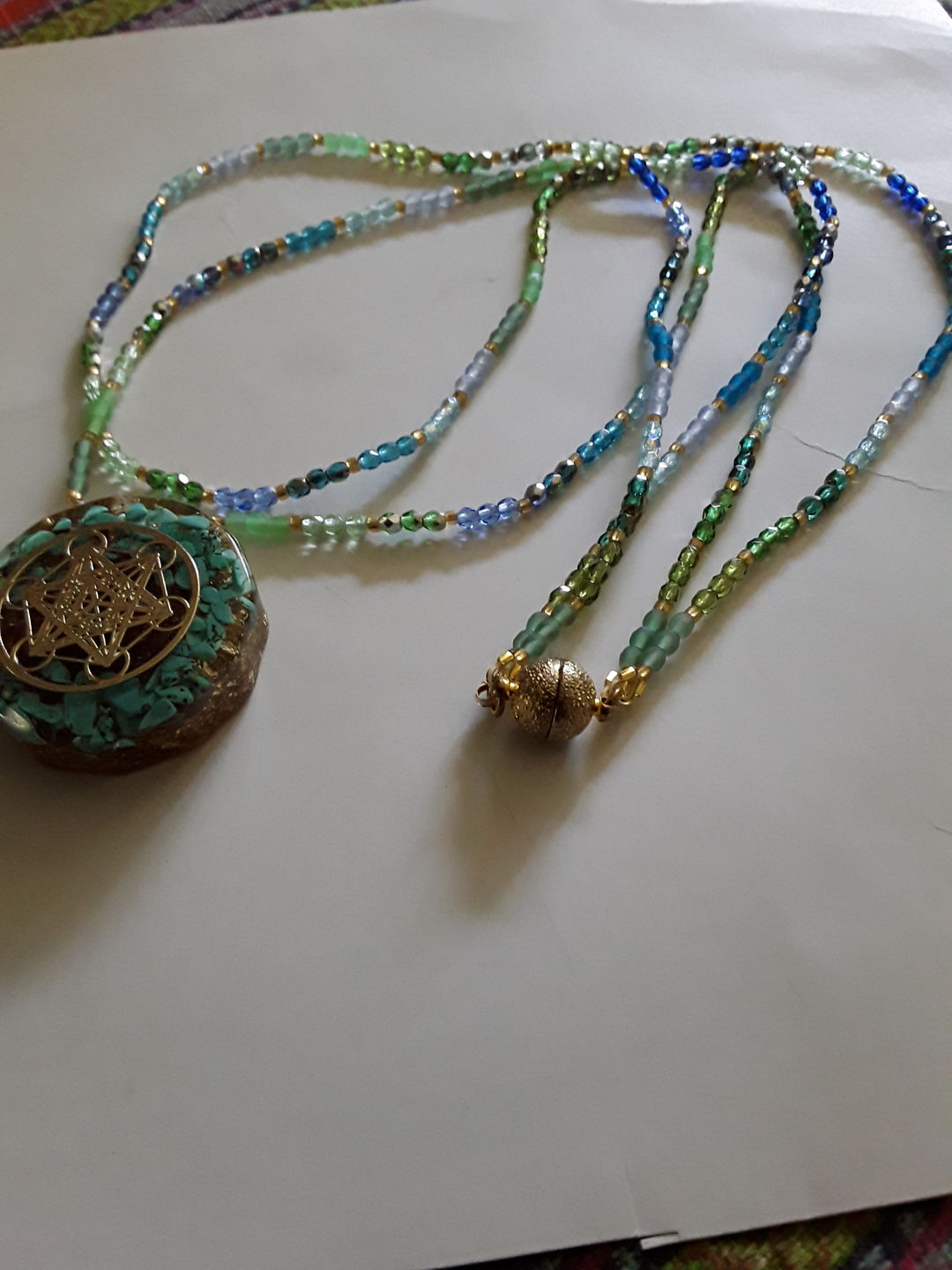 Customer photo review of METATRON WÜRFEL Halskette - Orgonit Anhänger - Heilige Geometrie
