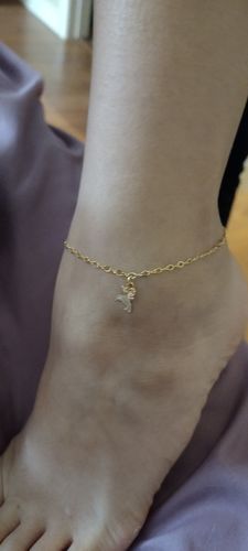 Customer photo review of Hummingbird Ankle 10K Bracelet - Black Hills Gold