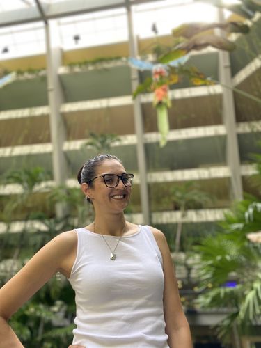 Customer photo review of Collar con colgante de sobre personalizable