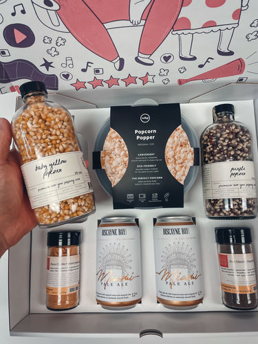 Customer photo review of Netflix & Chill Gift Box