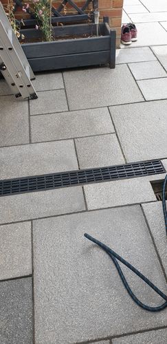 Customer photo review of Deks DekDrain A15 Plastic / Plastic Corner Quad