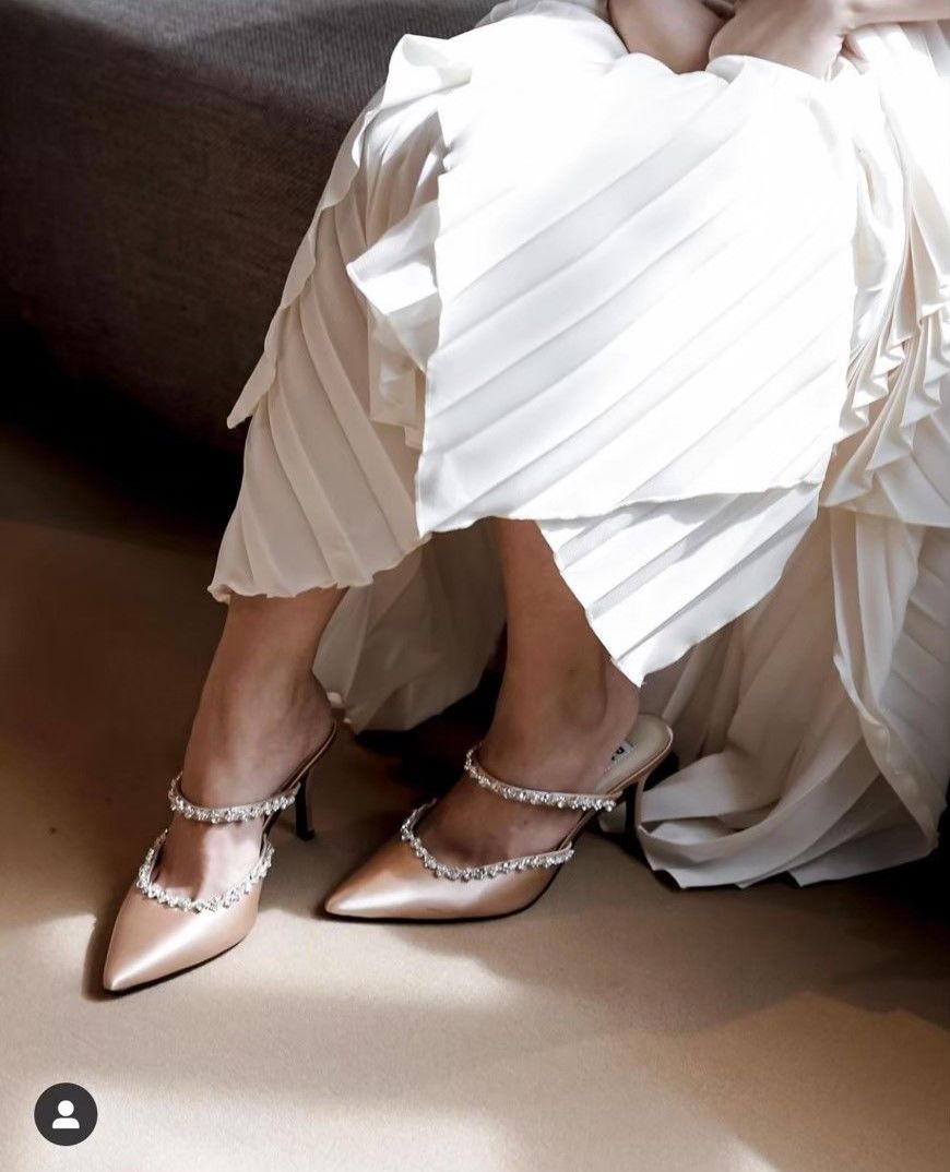 Customer photo review of BEIGE DARLIN SATIN
