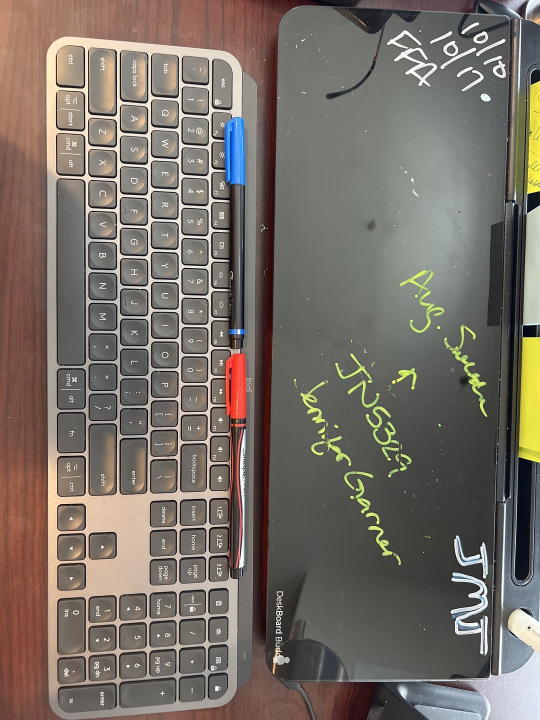 Customer photo review of Dry Erase Markers + Eraser - 10 Pack (for Black DeskBoard Buddy)