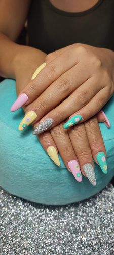 Customer photo review of Glitter #2 Plata Tornasol Fantasy Nails