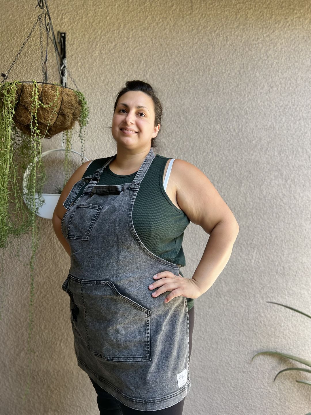 Customer photo review of Black Acid Washed Denim Apron