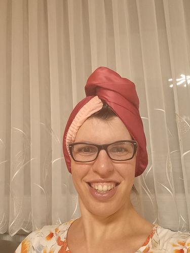 Customer photo review of SILK SCRUNCHY MAGENTA