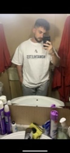 Customer photo review of Camiseta New Gen Hybrid - Oversized White