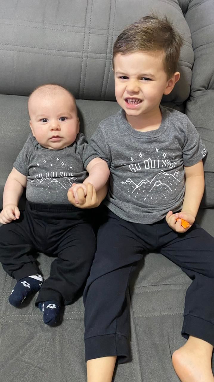 Customer photo review of Camiseta Infantil Go Outside MINI+ME