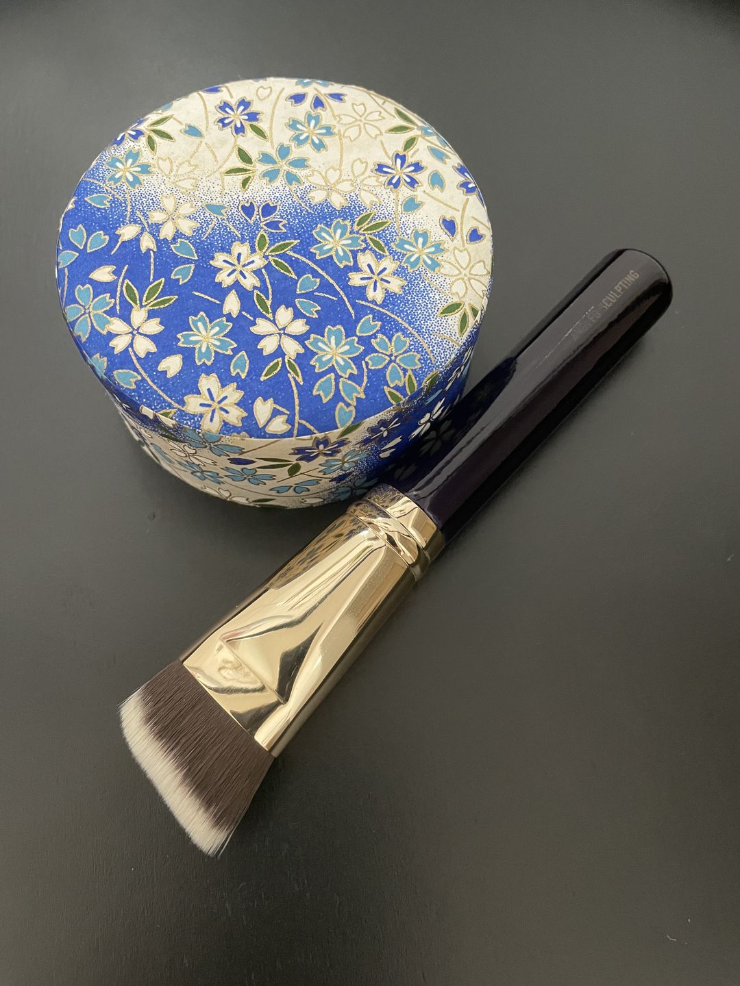 Customer photo review of [Dents+Scratches] Angled Sculpting