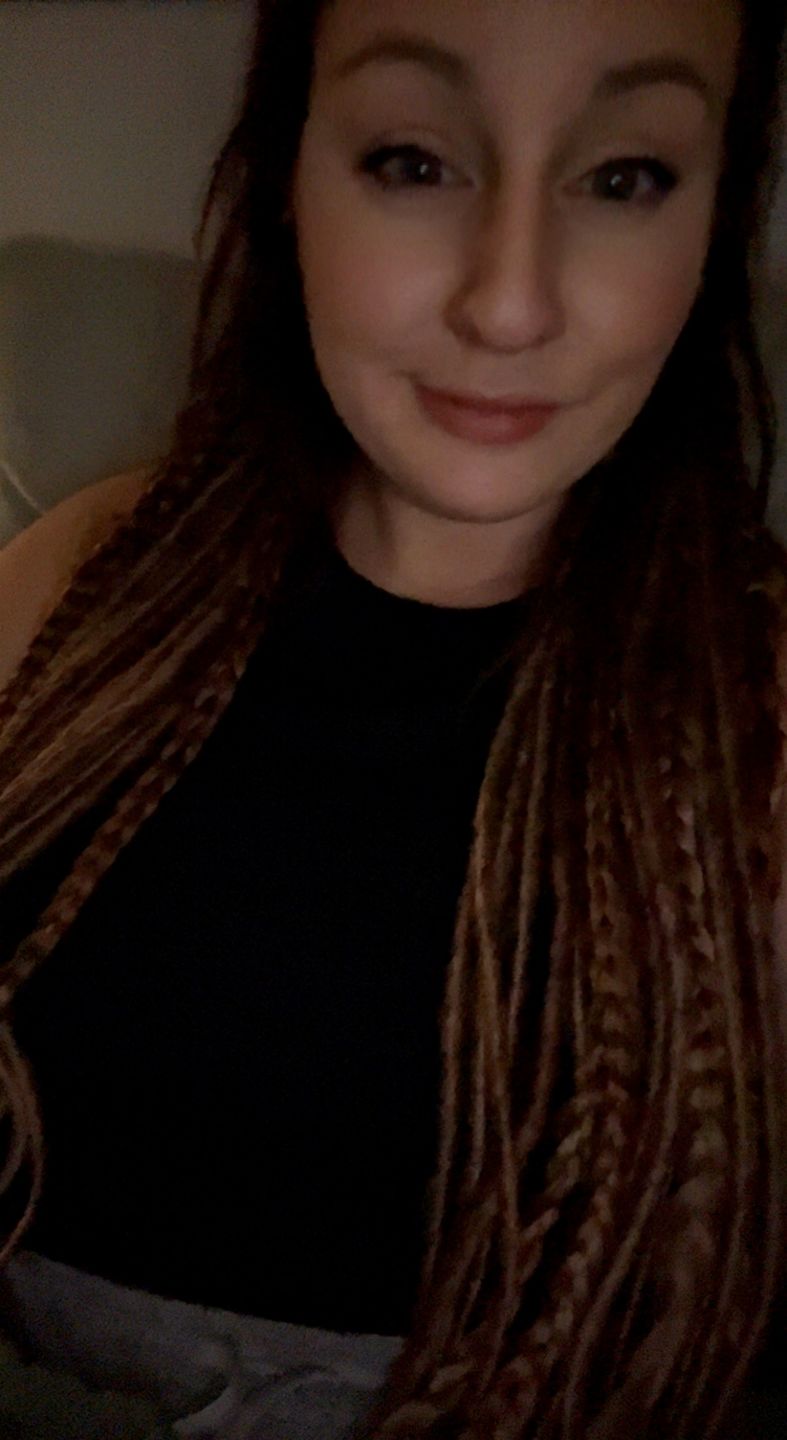 Customer photo review of Almond Melt - (1 pack of 5 Dreads)