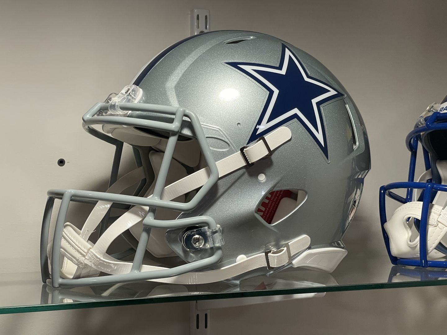 Customer photo review of Dallas Cowboys Riddell Revolution Speed Authentic Football Helmet